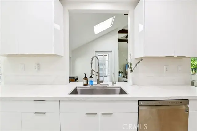 142 Marion Boulevard, Fullerton, CA 92835 - #3