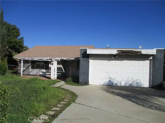 560 10th Street, Perris, CA 92570 - #2