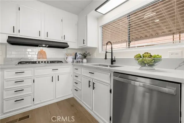 307 Smith Avenue  #5, Corona, CA 92882 - #2