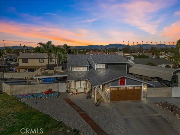 869 Fillmore Court, Hemet, CA 92543