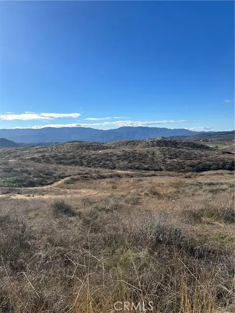 12 Alexander Drive, Hemet, CA 92544