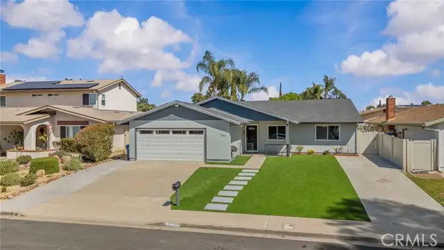 9325 Nalini Court, Santee, CA 92071 - #2