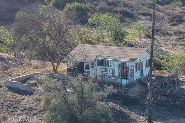 17751 Lake Mathews, Perris, CA 92570