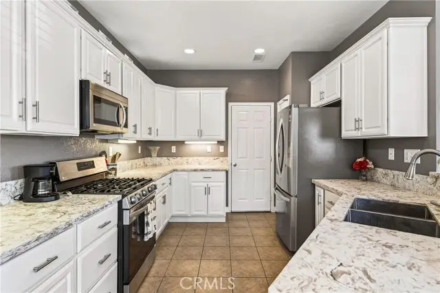 5759 Mapleview Drive, Riverside, CA 92509 - #2