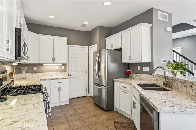 5759 Mapleview Drive, Riverside, CA 92509 - #3