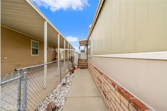 16860 Slover, Fontana, CA 92337 - #3