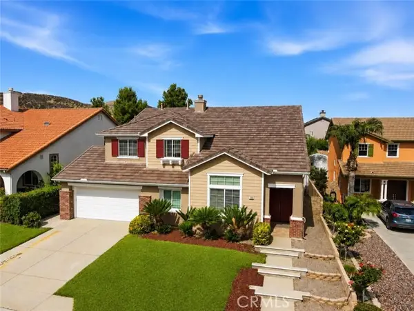 152 Alabaster, Perris, CA 92570