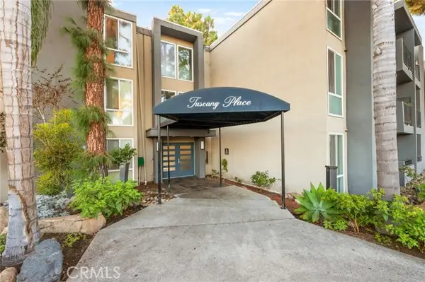 4860 Rolando Court, San Diego, CA 92115