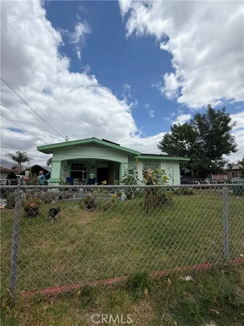7379 San Francisco, Highland, CA 92346