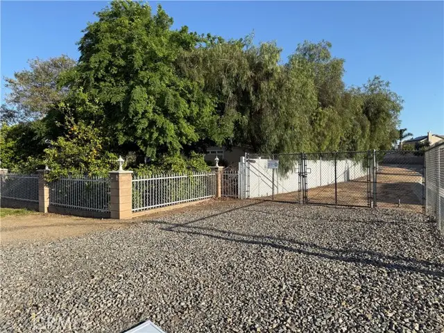 26825 Lazy Creek Rd, Sun City, CA 92586 - #3