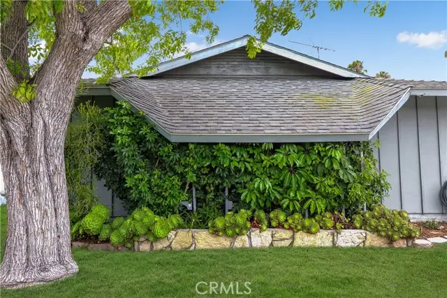 3120 Pierce Avenue, Costa Mesa, CA 92626 - #2