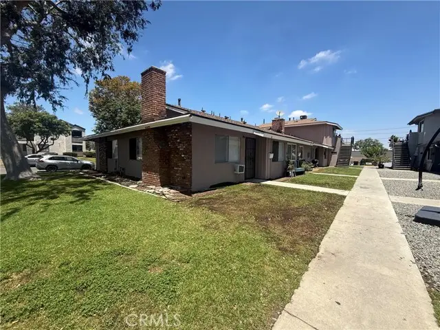 1151 9th Street, Corona, CA 92882 - #2
