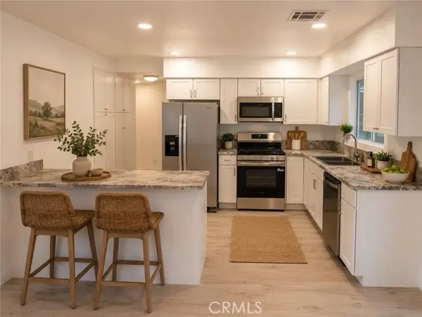 611 Palm  #F, Hemet, CA 92543