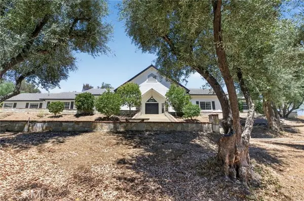 42761 Juniper, Murrieta, CA 92562