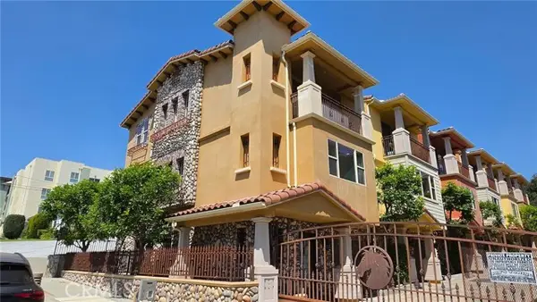 10121 Amber Court, Tujunga, CA 91042
