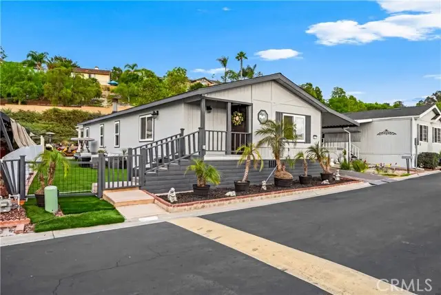 200 Emerald Drive  #22, Vista, CA 92081 - #2