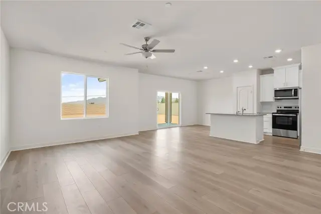 14896 Desert Lily Court, Apple Valley, CA 92307 - #2