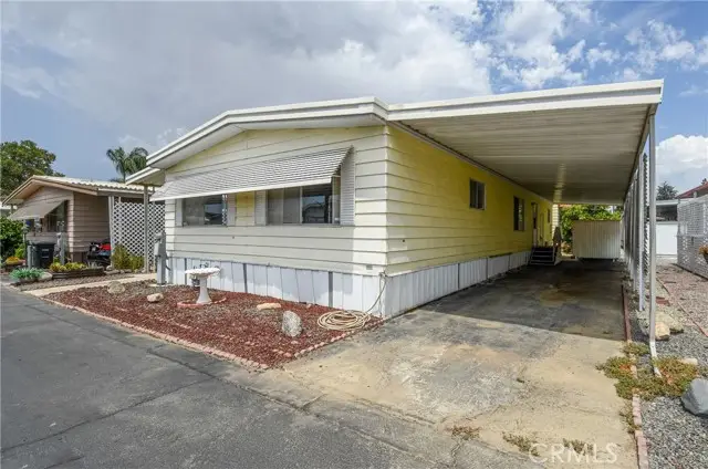 725 Thornton, Hemet, CA 92543 - #2