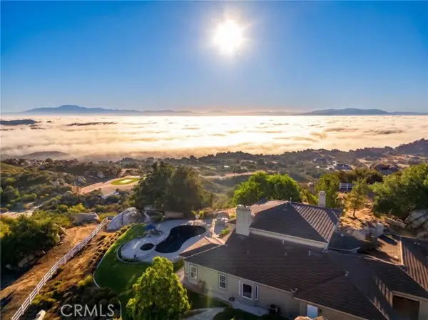 17650 Calle Pescar, Murrieta, CA 92562