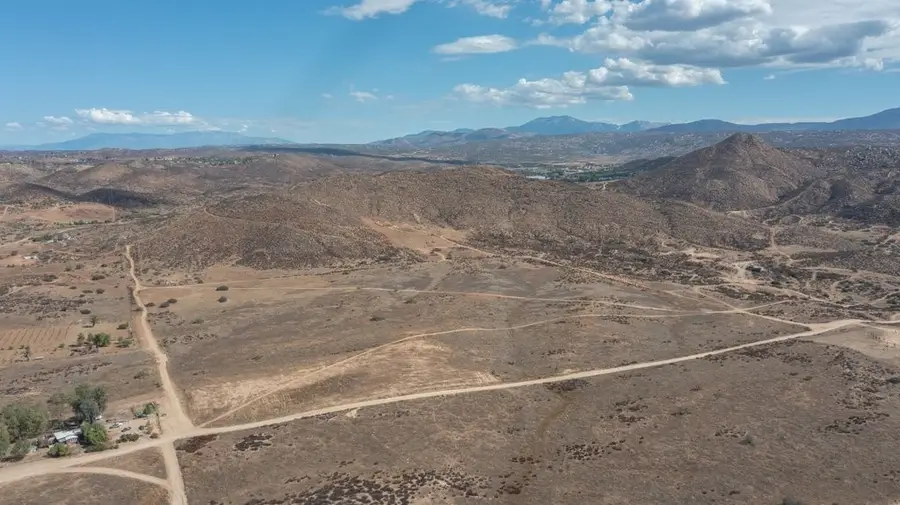 41675 Grouse Court, Hemet, CA 92543 - #3