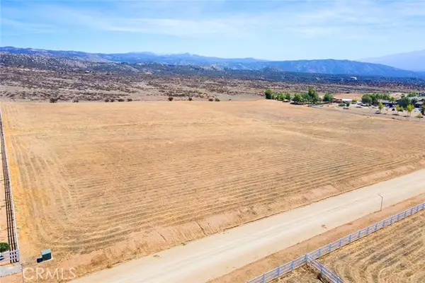 41600 Jojoba Hills, Aguanga, CA 92536