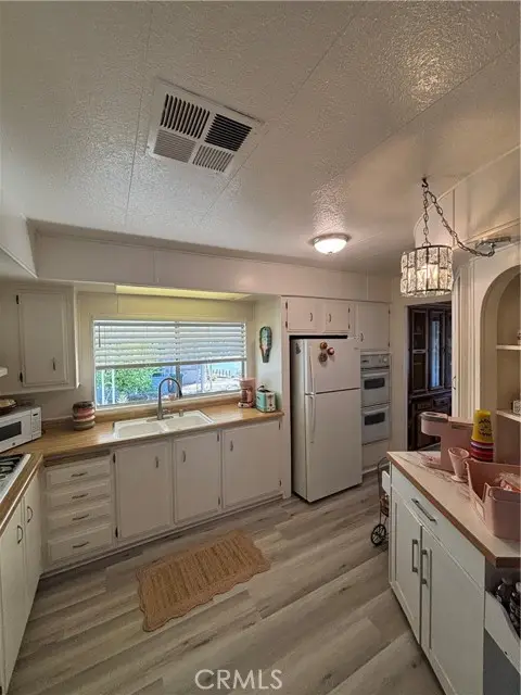 27601 Sun City Blvd  #77, Sun City, CA 92586 - #3