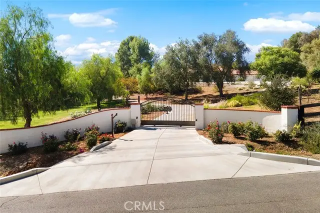 39555 Avenida Bonita, Murrieta, CA 92562 - #3