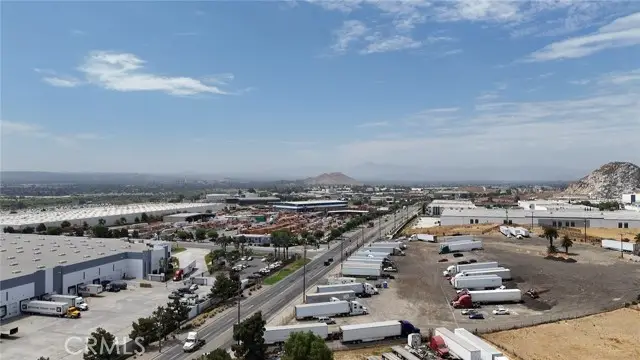 815 Aqua Mansa Road, Bloomington, CA 92316 - #3