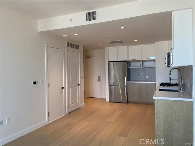 400 Broadway  #2304, Los Angeles, CA 90013 - #3