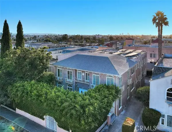 335 Mariposa Avenue, Los Angeles, CA 90004