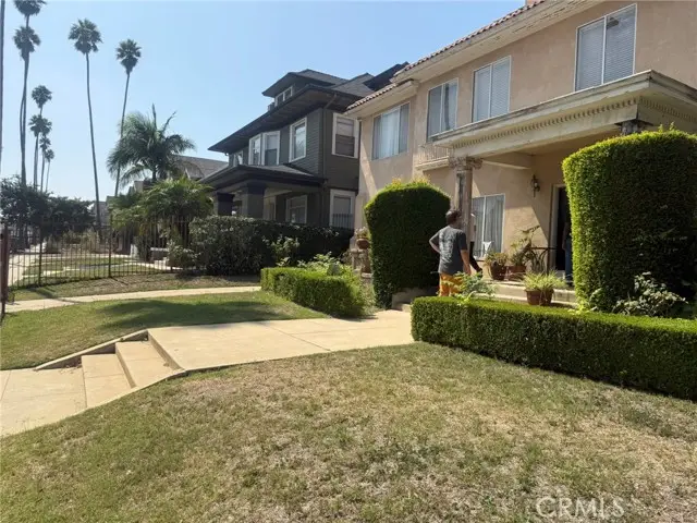 1235 3rd Avenue, Los Angeles, CA 90019 - #3