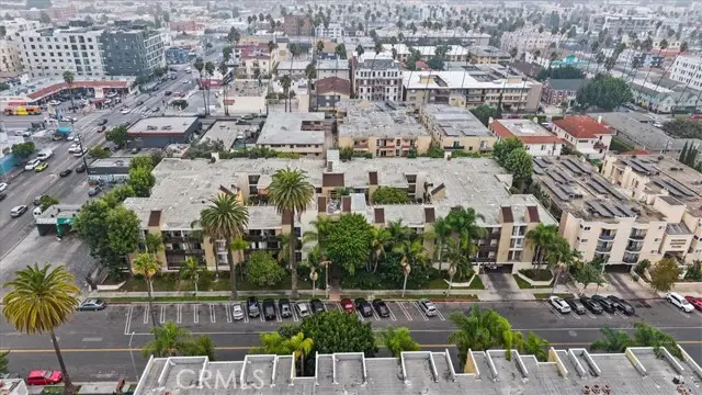 320 Ardmore, Los Angeles, CA 90020 - Image #2