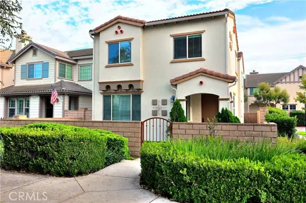 858 Calaveras, Corona, CA 92878