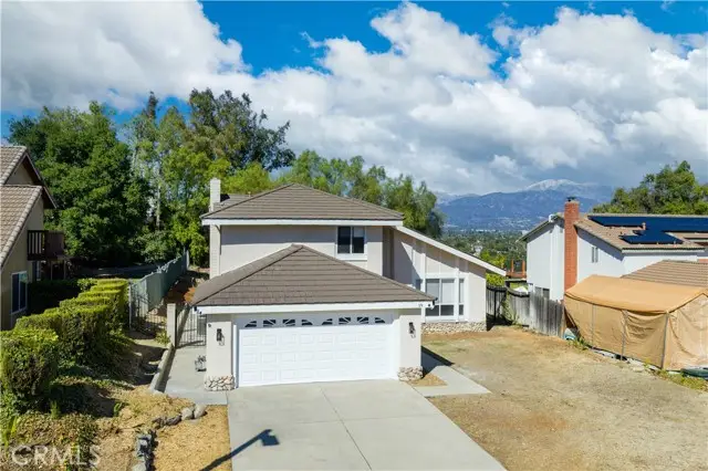 19 Viewpoint, Pomona, CA 91766 - Image #2