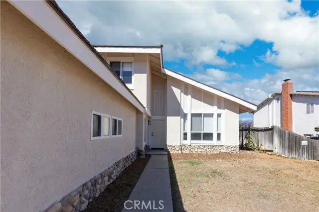 19 Viewpoint, Pomona, CA 91766 - Image #3