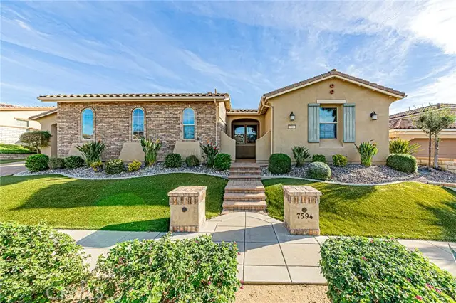 7594 Granja Vista Del Rio, Corona, CA 92880 - Image #2