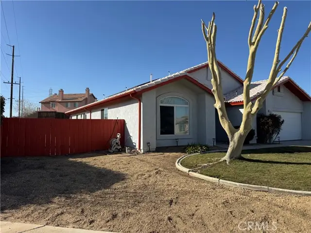 8910 Newcastle, Hesperia, CA 92344 - Image #2