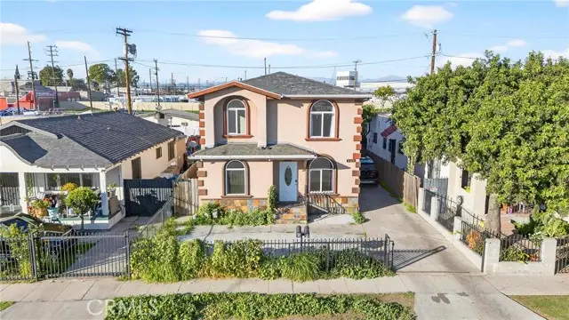 819 73rd, Los Angeles, CA 90001 - Image #1