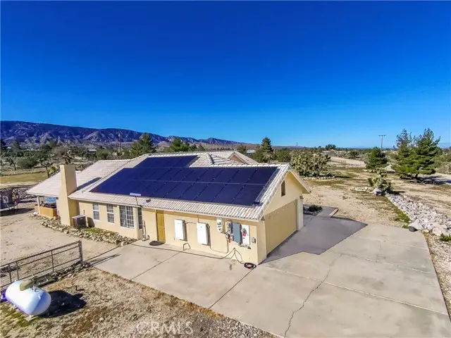 1825 Smoke Tree, Pinon Hills, CA 92372 - #3