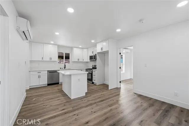 570 9th, Pomona, CA 91766 - #3