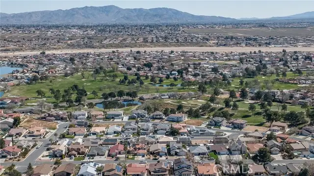 13145 Autumn Leaves Ave, Victorville, CA 92395 - #3