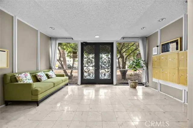 400 La Fayette Park  #213, Los Angeles, CA 90057 - #2