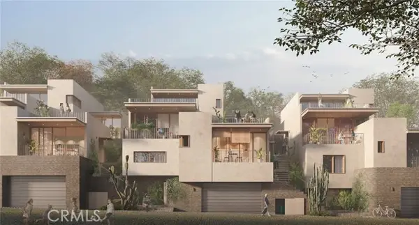 1900 Modjeska, Los Angeles, CA 90039