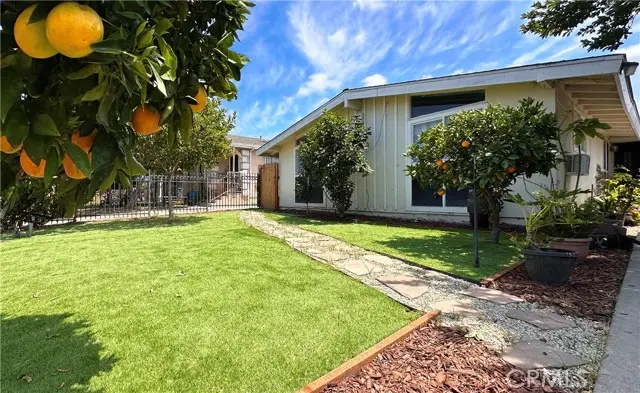 320 81st, Los Angeles, CA 90003 - #3