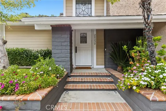 20224 Chapter, Woodland Hills, CA 91364 - #3