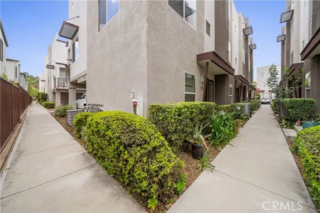 323 Tesoro  #107, Escondido, CA 92025 - #2