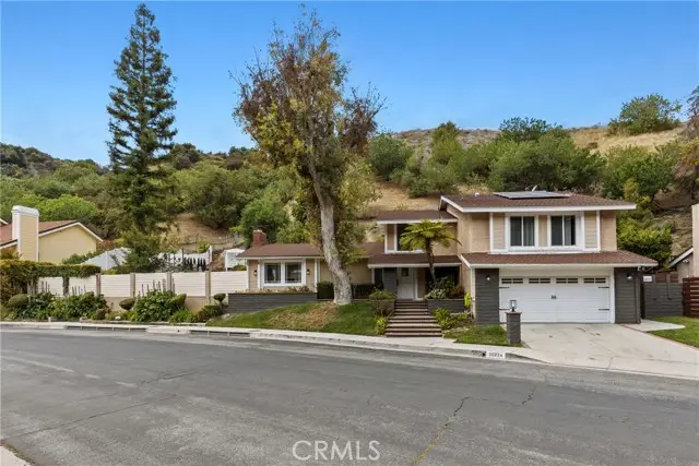 20224 Chapter, Woodland Hills, CA 91364 - #2