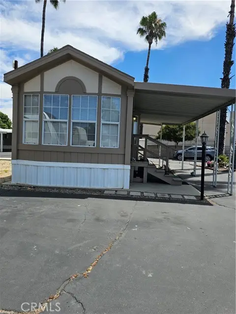 2750 Acacia  #M 20, Hemet, CA 92545
