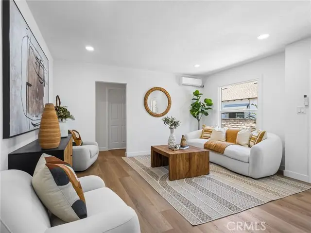 10559 Camarillo, North Hollywood, CA 91602 - #3