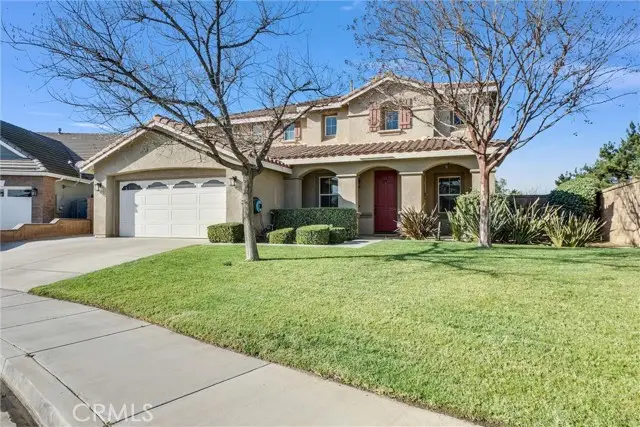 519 Cedarbrook Lane, Corona, CA 92879 - #2